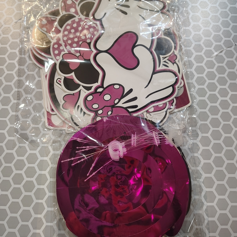 47-pcs Mouse Pink Birthday Party Decorations. - Picture 6 of 13